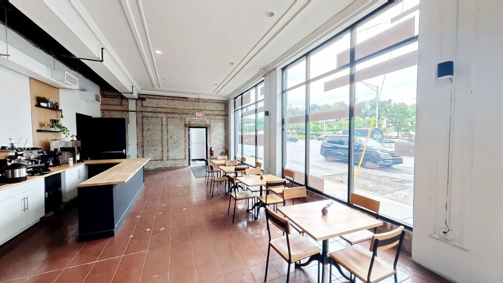 More Photos Of 1635 Reading Rd, Cincinnati Loft Creative Space For Lease