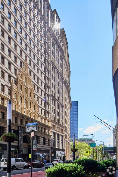 More Photos Of 32 Broadway, New York Office For Lease