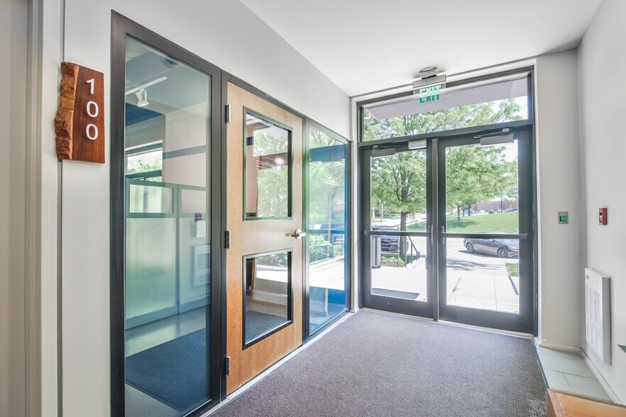 More Photos Of 1502 S 10th St, Omaha Apartments For Sale