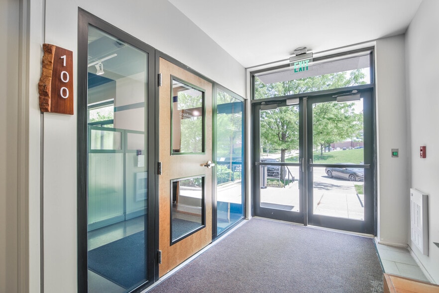 More Photos Of 1502 S 10th St, Omaha Apartments For Sale