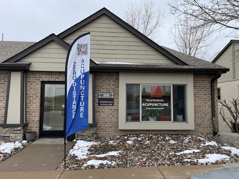 More Photos Of 5810 Blackshire Path, Inver Grove Heights Office Residential For Lease