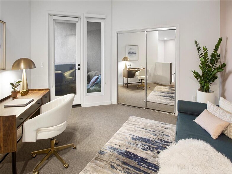 More Photos Of 375 Camino De La Reina, San Diego Multifamily For Sale