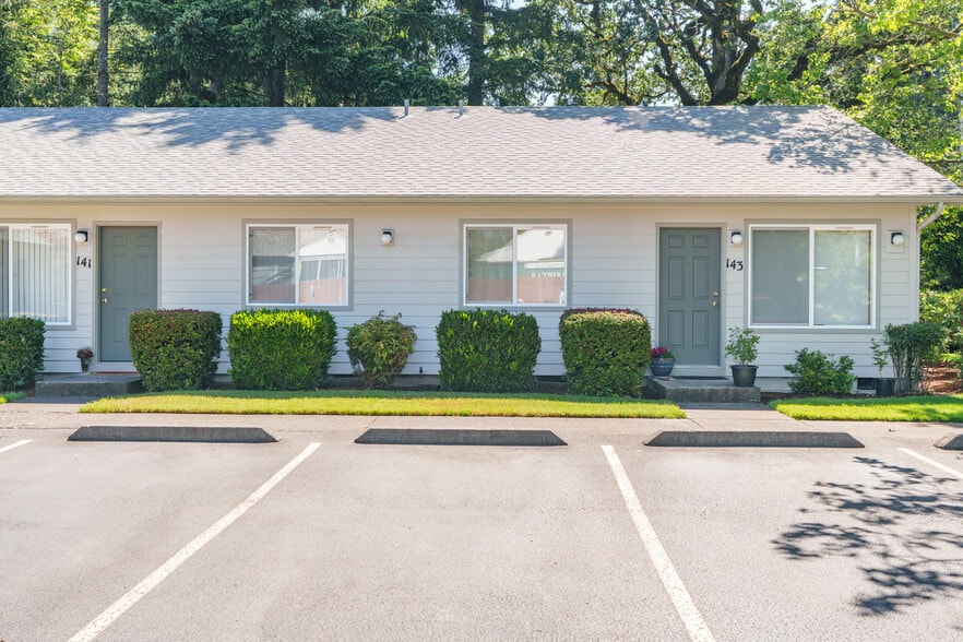 More Photos Of 133-143 Friendship Ave SE, Salem Apartments For Sale