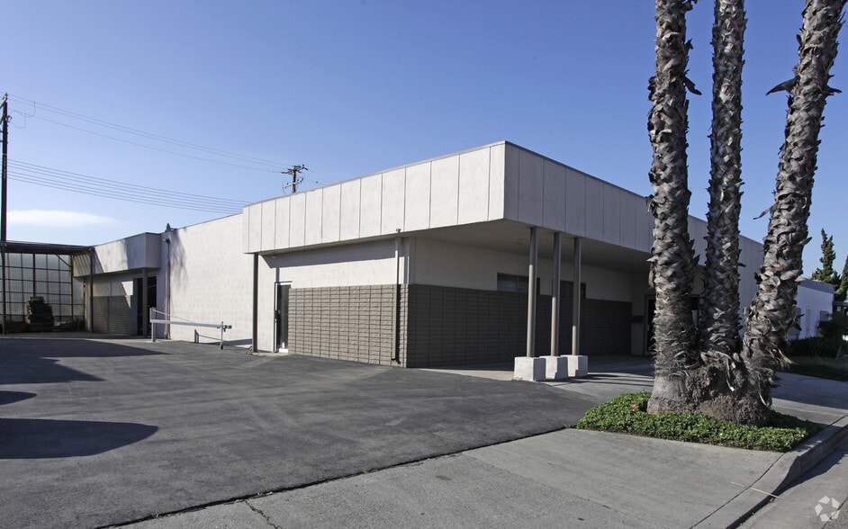 Primary Photo Of 1120 E Ash Ave, Fullerton Warehouse For Sale