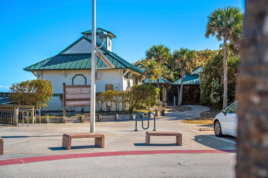 More Photos Of 9300 N A1A, Vero Beach Freestanding For Sale