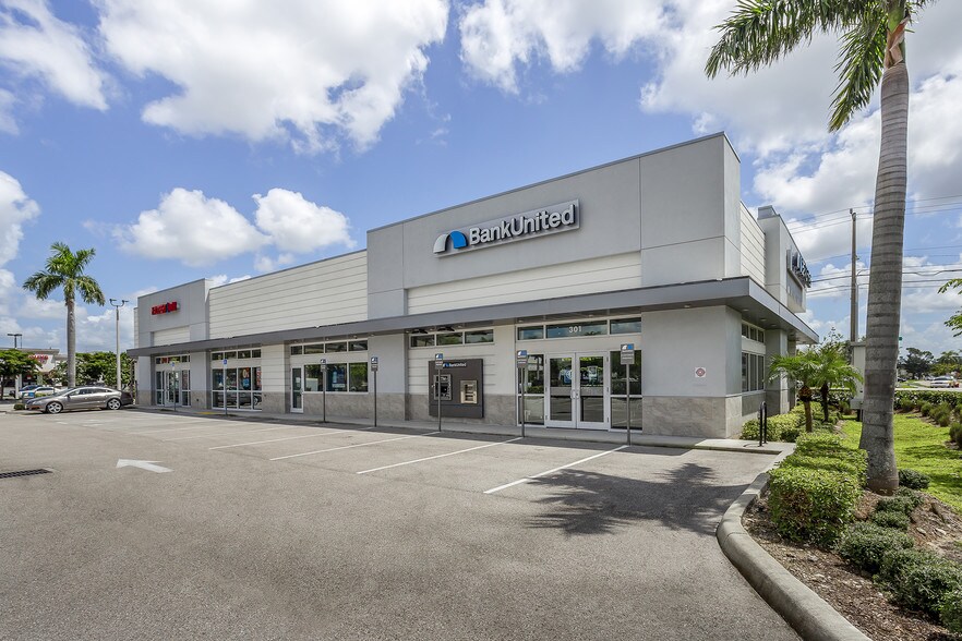 More Photos Of 12748 S Cleveland Ave, Fort Myers Freestanding For Lease