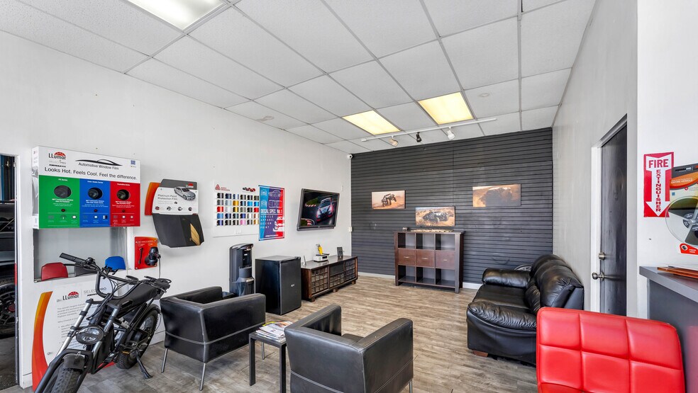 More Photos Of 3410 Aviation Blvd, Redondo Beach Auto Repair For Sale