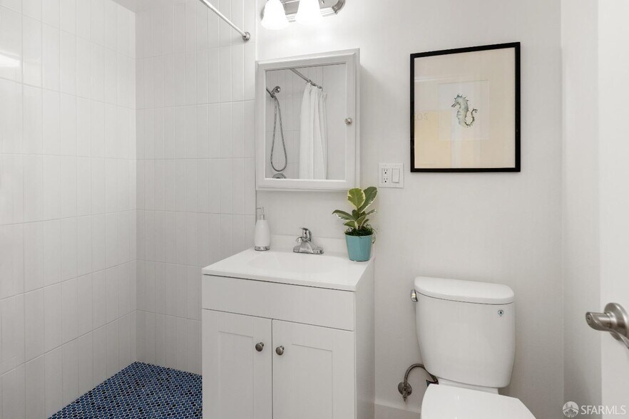 More Photos Of 4326 Irving St, San Francisco Apartments For Sale