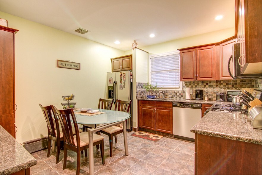 More Photos Of 326 Hackensack St, Carlstadt Office Residential For Sale