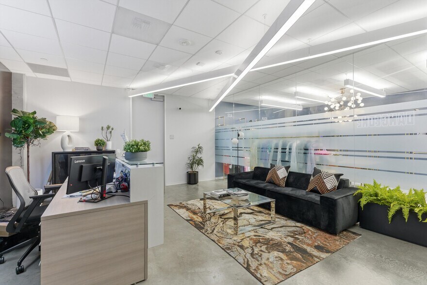 More Photos Of 6555 Barton Ave, Los Angeles Office For Lease