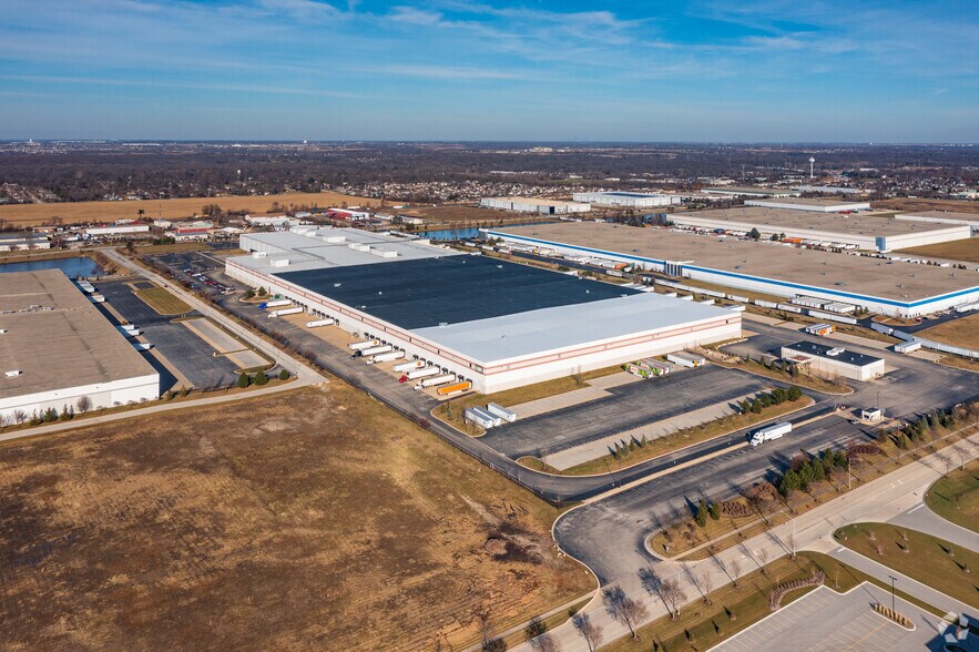 More Photos Of 2600 Haven Ave, Joliet Distribution For Lease