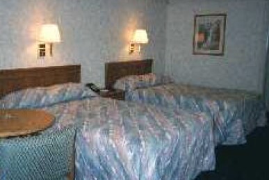More Photos Of 6401 Maccorkle Ave SE, Charleston Hotel For Sale