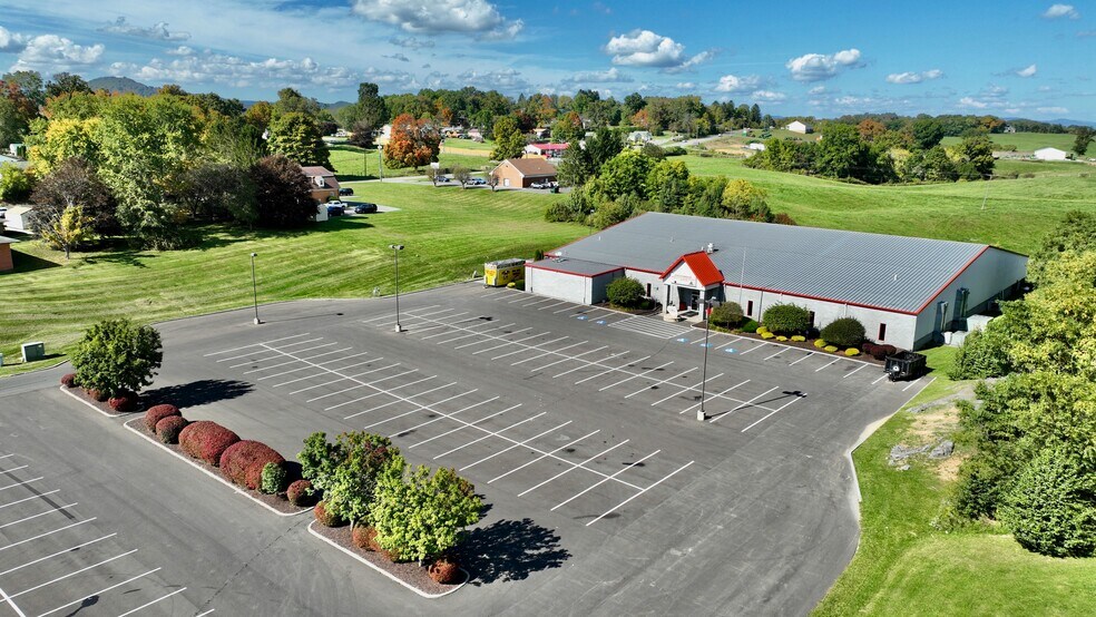 More Photos Of 157 Maple Carriage Dr, Lewisburg Bowling Alley For Sale