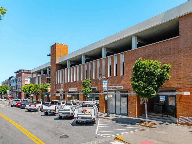 More Photos Of 141 2nd St, Petaluma Parking Garage For Sale
