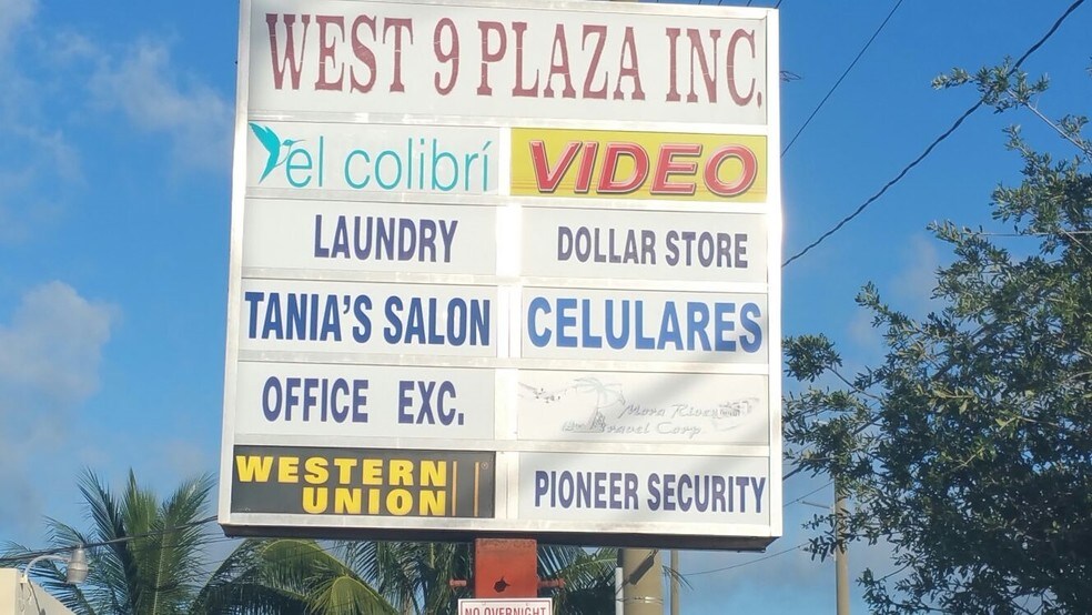 More Photos Of 330-332 W 9th St, Hialeah Storefront Retail Office For Lease