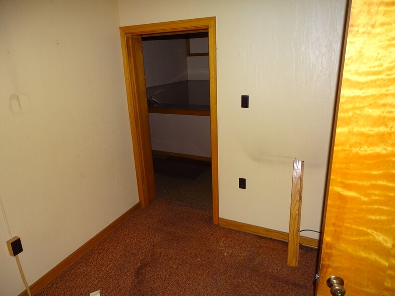 More Photos Of 417 E Sunbury St, Shamokin Storefront Retail Office For Sale