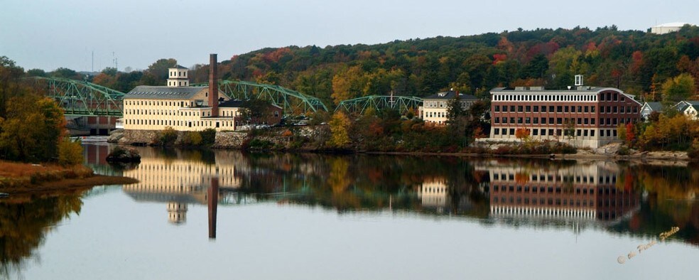 More Photos Of 11 Bowdoin Mill Is, Topsham Office For Lease