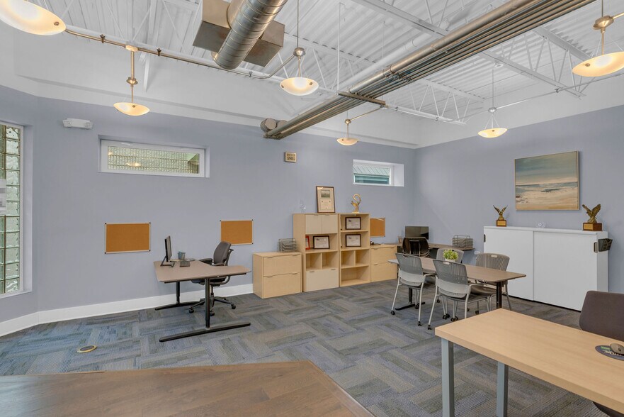 More Photos Of 100 Gaither Dr, Mount Laurel Medical For Lease