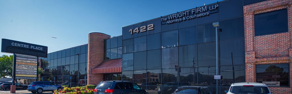 More Photos Of 1422 W Main St, Lewisville Office For Lease