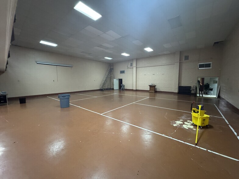 More Photos Of 1255 Camelia Ave, Baker Specialty For Sale