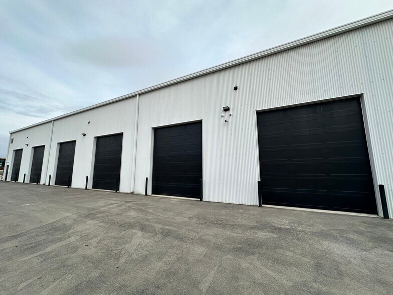 More Photos Of 1450 S 32nd St W, Billings Warehouse For Sale