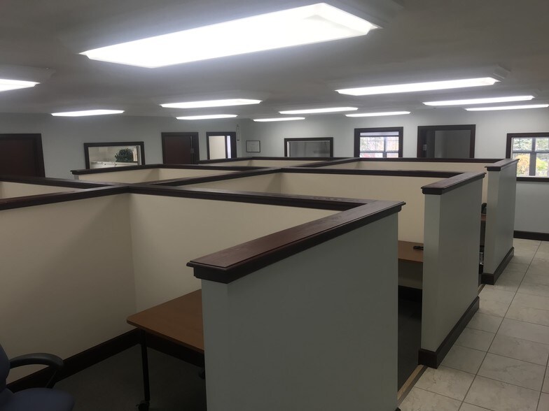 More Photos Of 208 W Main St, Elbridge Storefront Retail Office For Lease