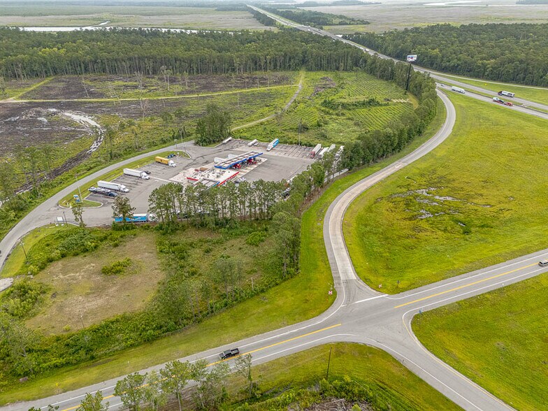 More Photos Of 2100 E 10th St, Woodbine Land For Sale