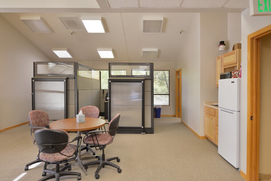 More Photos Of 724 Whalers Way, Fort Collins Office For Sale