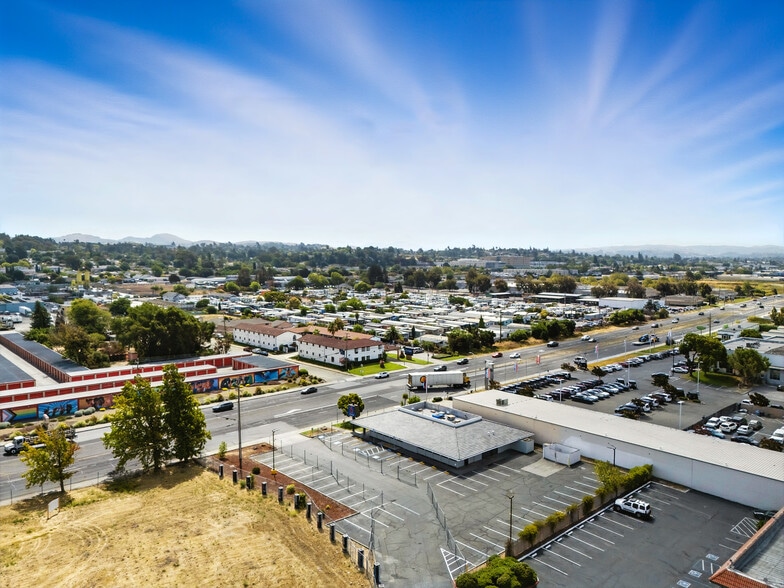 More Photos Of 4355 Sonoma Blvd, Vallejo Restaurant For Sale