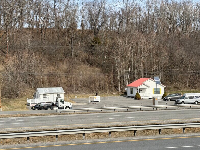 Primary Photo Of 602 E Lee Hwy, Wytheville Freestanding For Sale