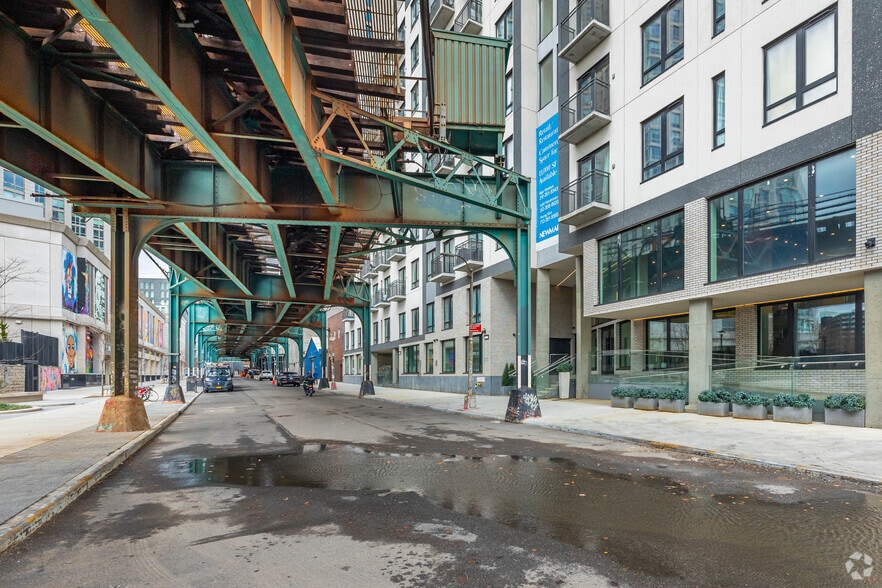 More Photos Of 45-67 Davis St, Long Island City Apartments For Lease