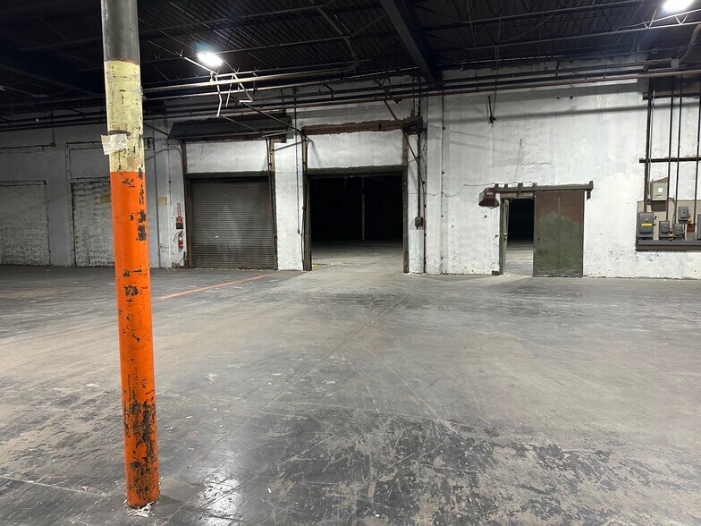 More Photos Of 5 Pruyn's Island Dr, Glens Falls Unknown For Lease