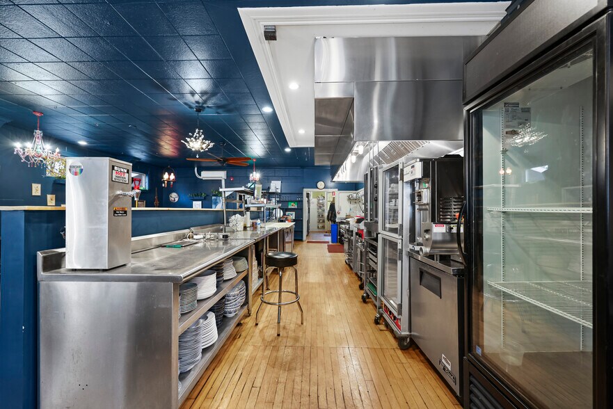 More Photos Of 437 W Main St, North Adams Restaurant For Sale