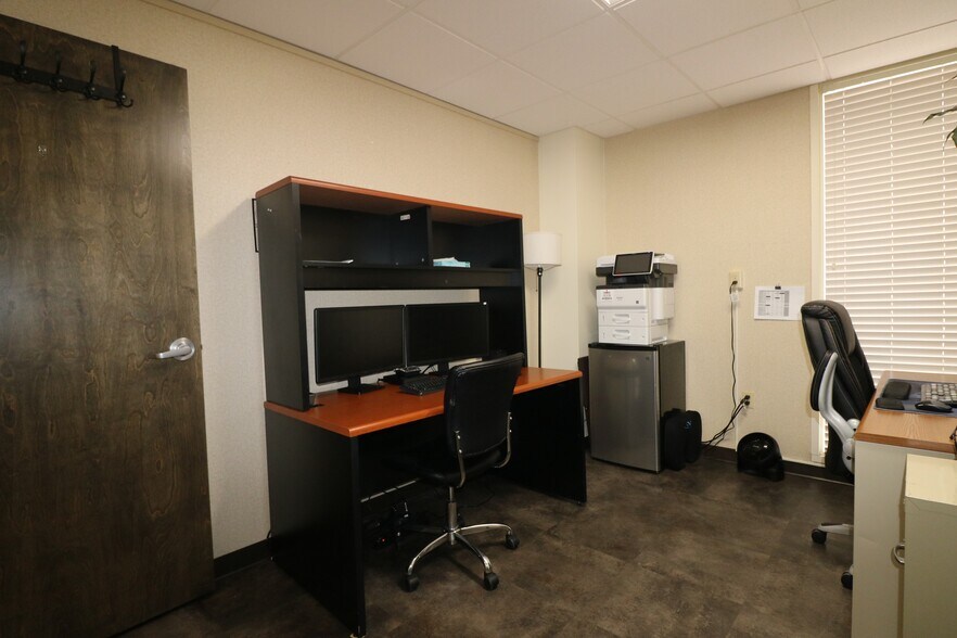 More Photos Of 5433 State Route 113, Bellevue Medical For Sale