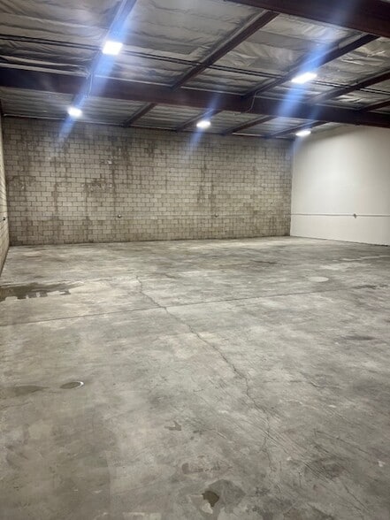 More Photos Of 1600 Chico Ave, South El Monte Warehouse For Lease