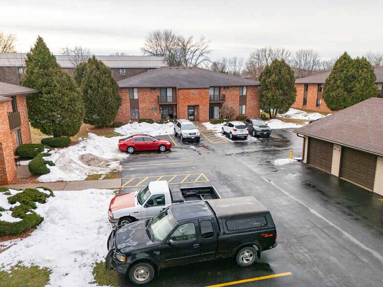 More Photos Of 205-235 W Calumet St, Appleton Apartments For Sale