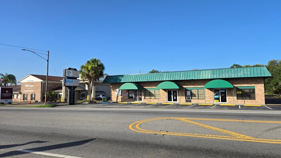 More Photos Of 5720 Gall Blvd, Zephyrhills Office For Lease