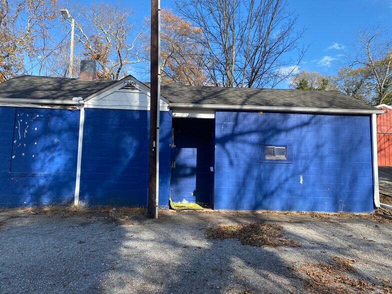 More Photos Of 501 Easley Bridge Rd, Greenville Specialty For Sale