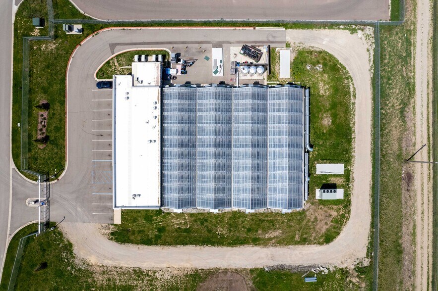 More Photos Of 10310 Harvest Park, Dimondale Warehouse For Lease