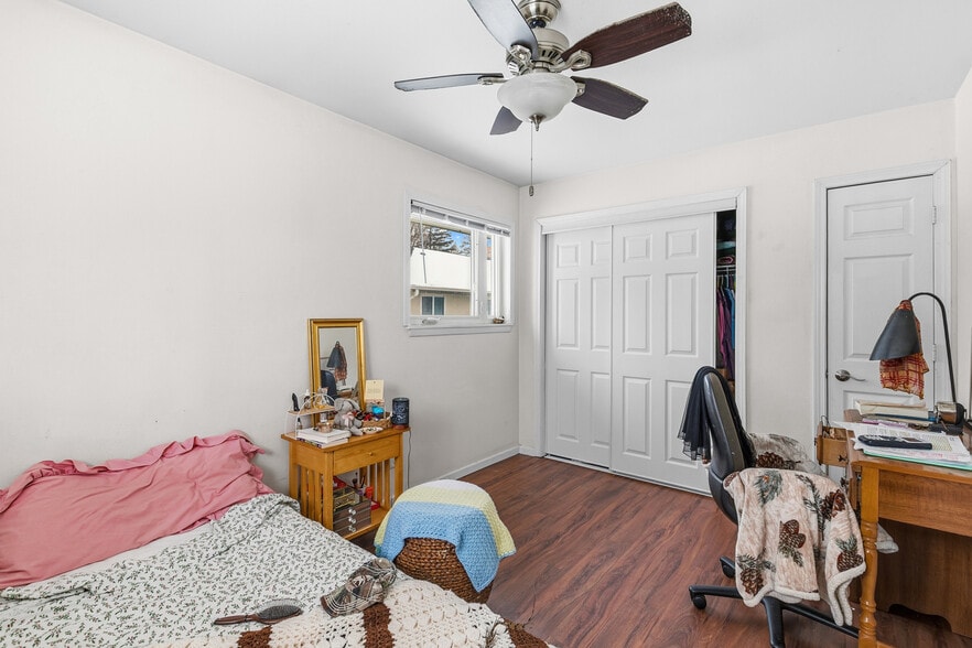 More Photos Of 2633 Division St N, North Saint Paul Apartments For Sale