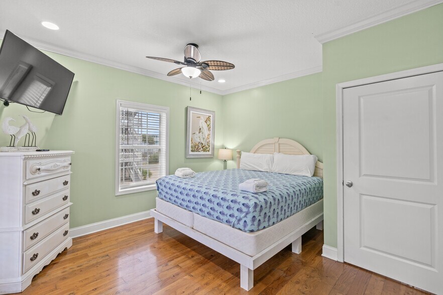 More Photos Of 601 Waccamaw 2 units dr, Murrells Inlet Multifamily For Sale