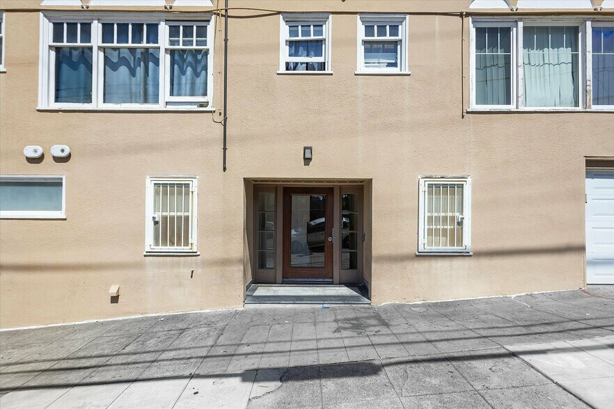 More Photos Of 1844-1846 Foothill Blvd, Oakland Storefront Retail Residential For Sale