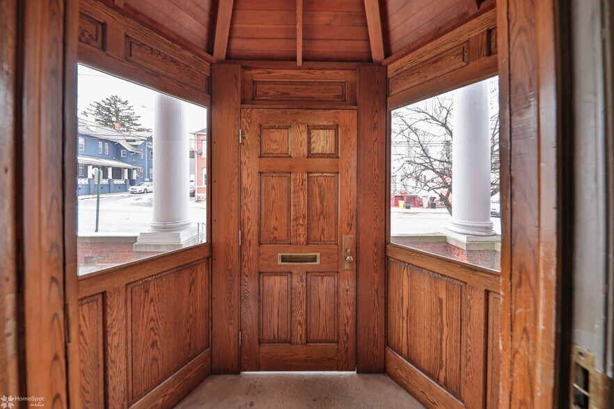 More Photos Of 134 Broadway, Bangor Office Residential For Sale