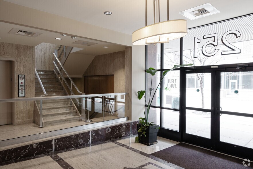 More Photos Of 251 State St, Schenectady Office For Lease