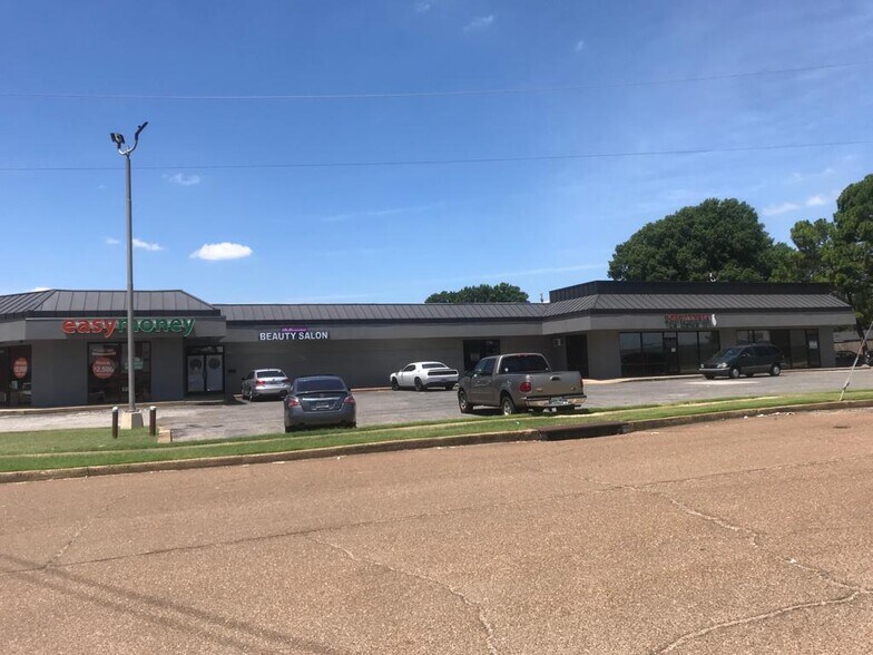 More Photos Of 5040 Summer Ave, Memphis Unknown For Lease