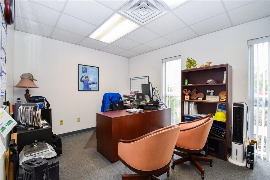 More Photos Of 103 Duncan Ln, Radford Distribution For Lease