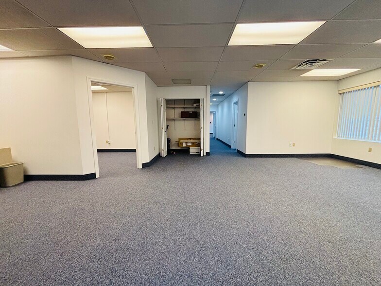 More Photos Of 789 Main St, Great Barrington Medical For Sale