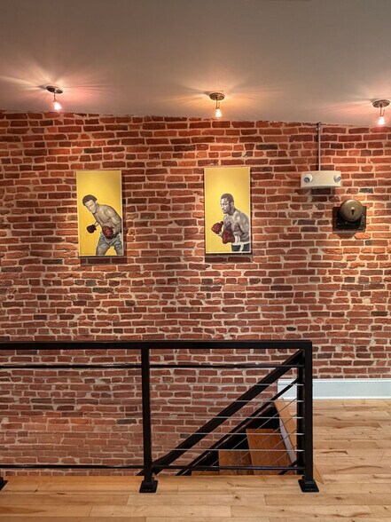 More Photos Of 3237 Eastern Ave, Baltimore Office For Lease