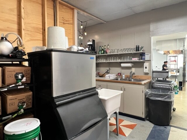 More Photos Of 688 Main St, Walden Restaurant For Sale