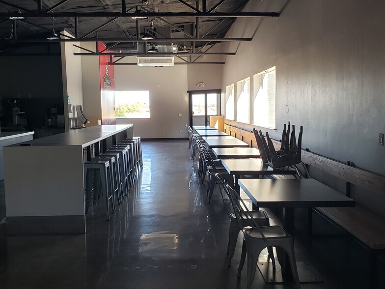 More Photos Of 229 Heritage, Lone Grove Fast Food For Sale